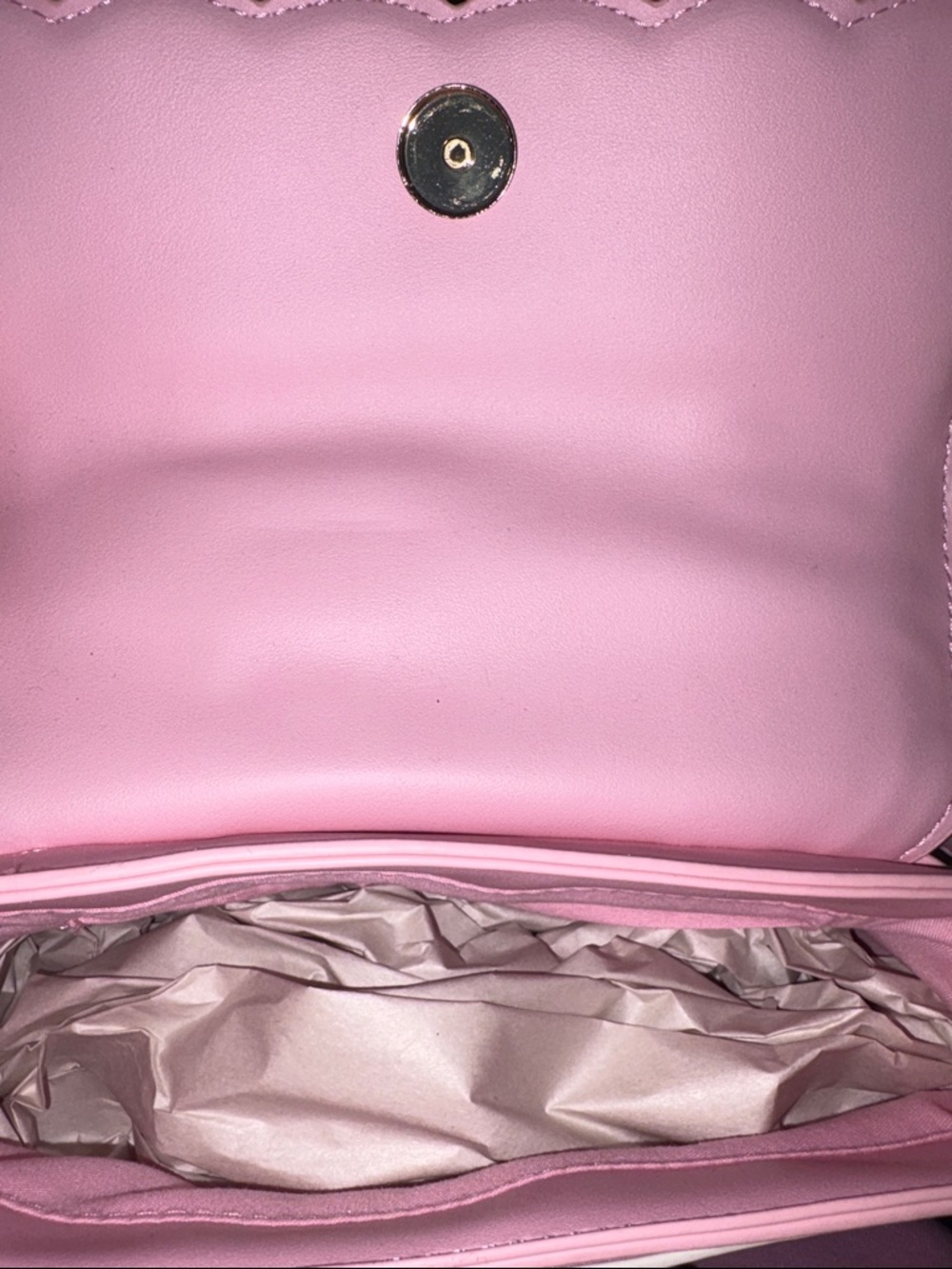 Hot Topic Pink and White Strawberry Bow Crossbody Bag - Picture 3 of 3